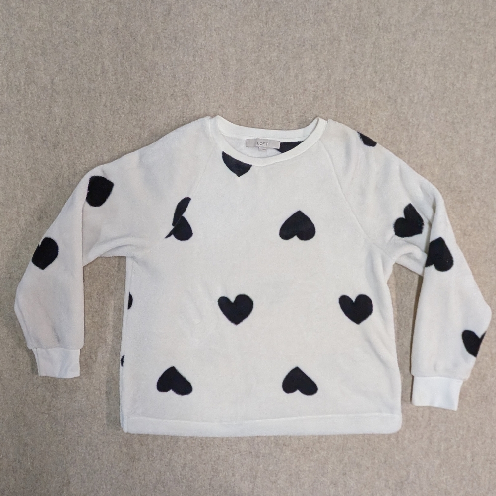 LOFT White Fuzzy Soft Faux Fur Crewneck with Black Hearts Sz Medium - Picture 2 of 8